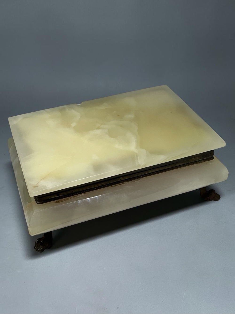 Vintage Green Onyx Trinket Box Brass Footed Red Velvet Lined Jewelry Casket
